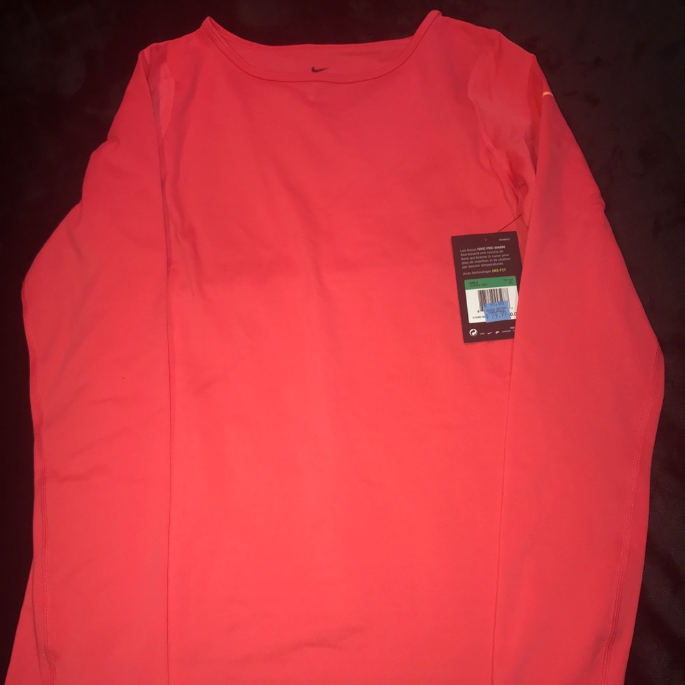 Nike Women’s Pro Warm top
